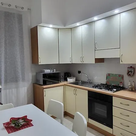 Casetta Mena Lägenhet Sulmona